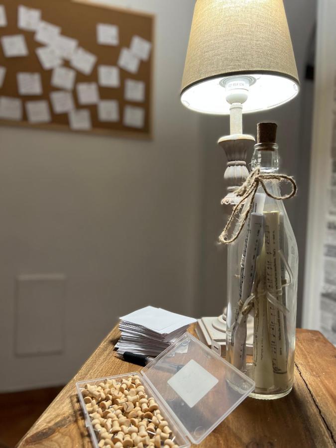 Miluar - Centro Storico - Lungo La Via Della Musica Bed and Breakfast Napoli Eksteriør billede